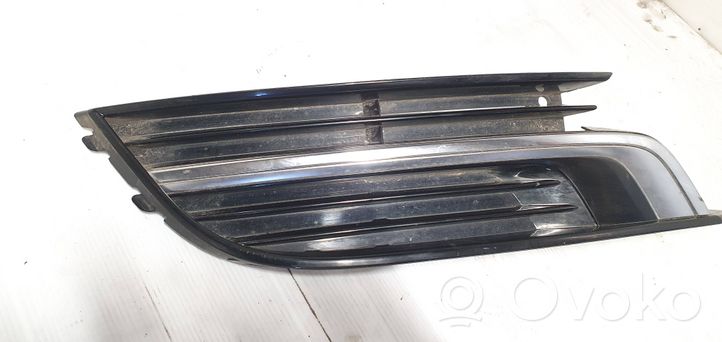 Volkswagen PASSAT CC Mascherina inferiore del paraurti anteriore 3C8853665E