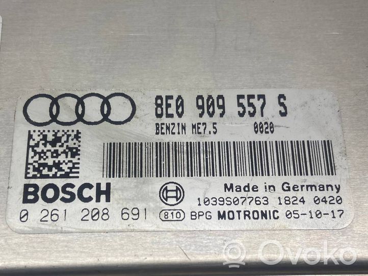 Audi A4 S4 B5 8D Блок управления двигателем ECU 8E0909557S