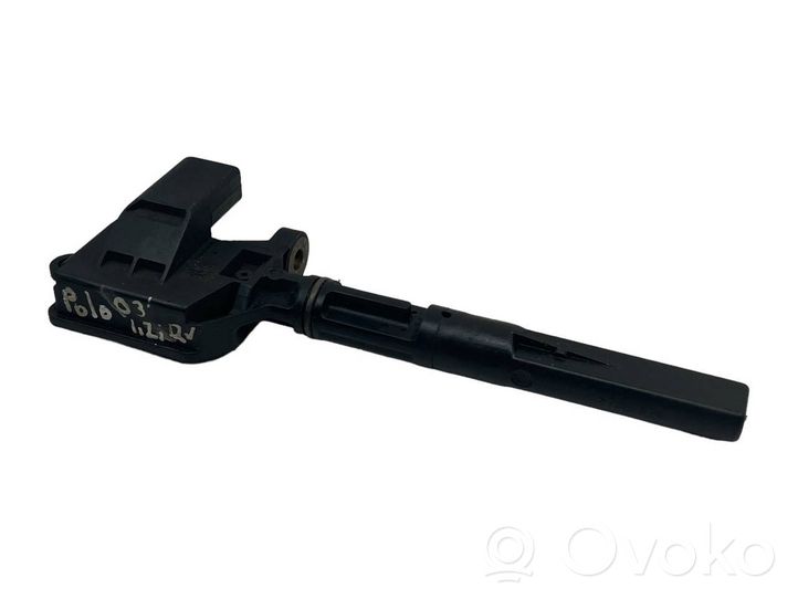 Volkswagen Polo V 6R Oil level sensor 045907660D