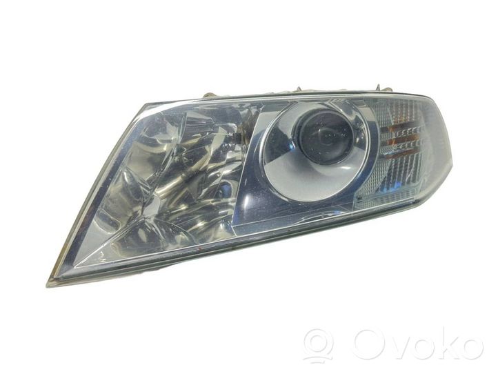 Skoda Octavia Mk2 (1Z) Headlight/headlamp 