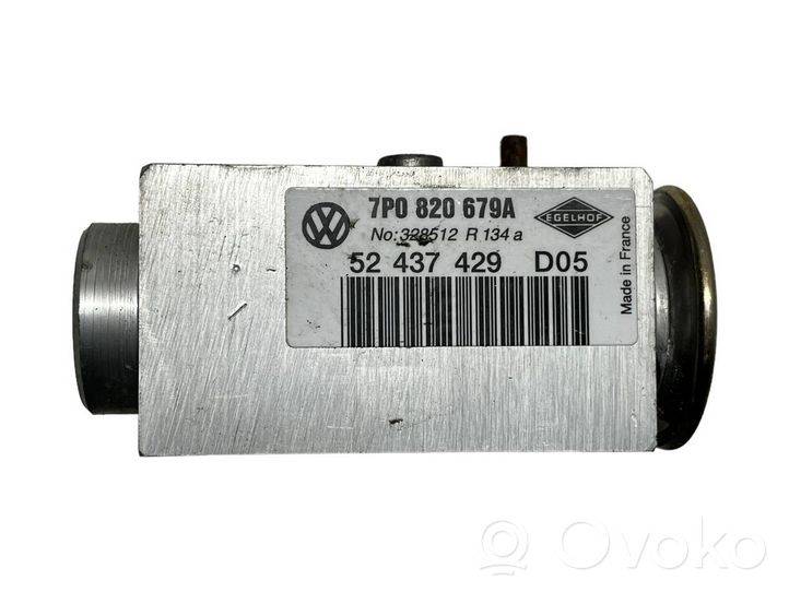 Volkswagen Touareg II Ilmastointilaitteen sisälauhdutin (A/C) 7P0820679A