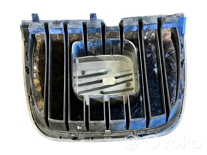 Seat Cordoba (6K) Atrapa chłodnicy / Grill 7M7853651