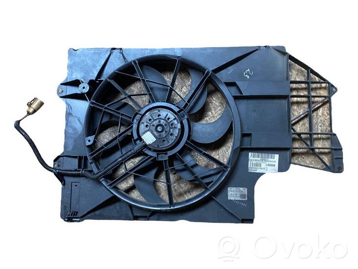 Volkswagen Transporter - Caravelle T5 Ventilatore di raffreddamento elettrico del radiatore 7H0959455A