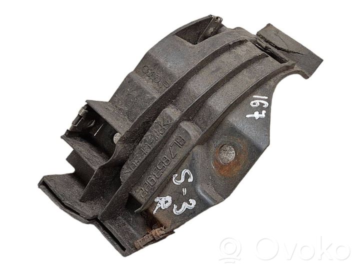 Audi A3 S3 A3 Sportback 8P Staffa di rinforzo montaggio del paraurti anteriore 8L7853922