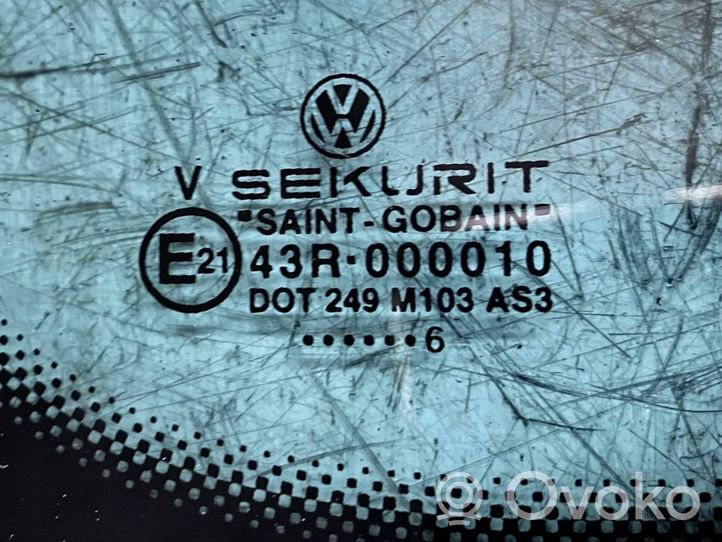 Volkswagen Multivan T5 Szyba karoseryjna tylna 7H5845332
