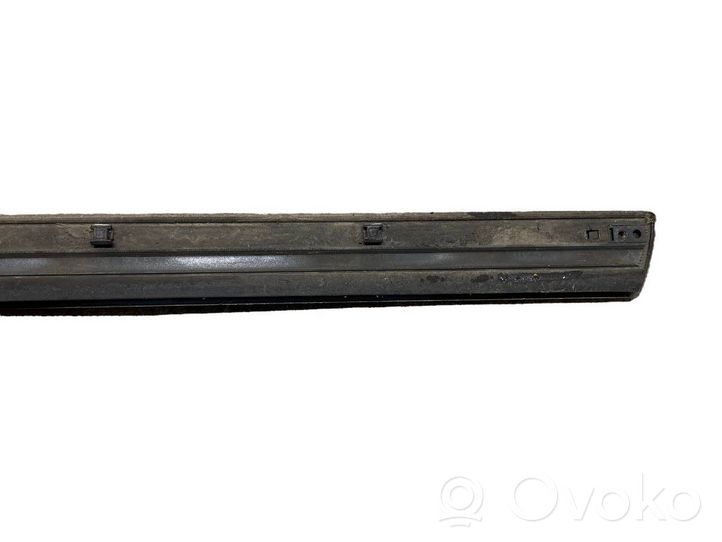 Audi A3 S3 A3 Sportback 8P Takaoven lista (muoto) 8P4853969