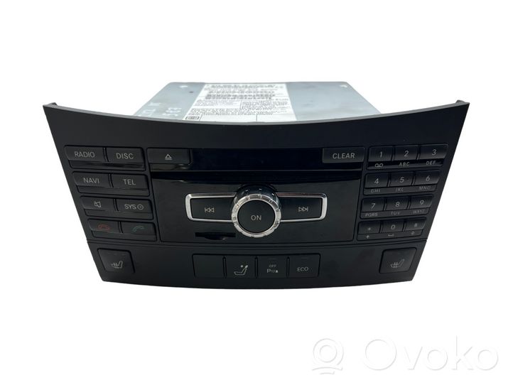 Mercedes-Benz E AMG W212 Panel / Radioodtwarzacz CD/DVD/GPS A2129008716