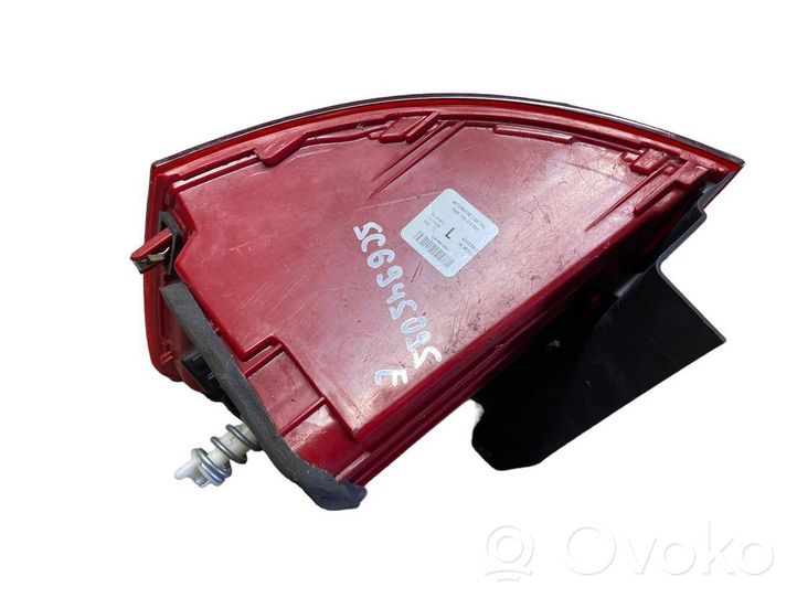 Volkswagen Jetta VI Rear/tail lights 5C6945095E