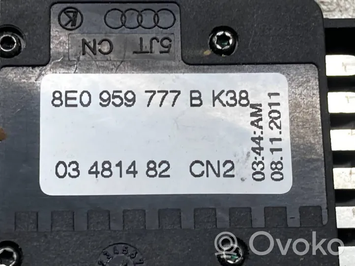 Audi Q5 SQ5 Istuimen säädön kytkin 8E0959777B