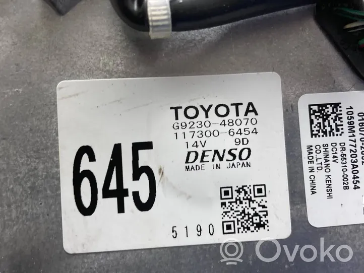 Lexus NX Wentylator baterii pojazdu hybrydowego / elektrycznego G923048070