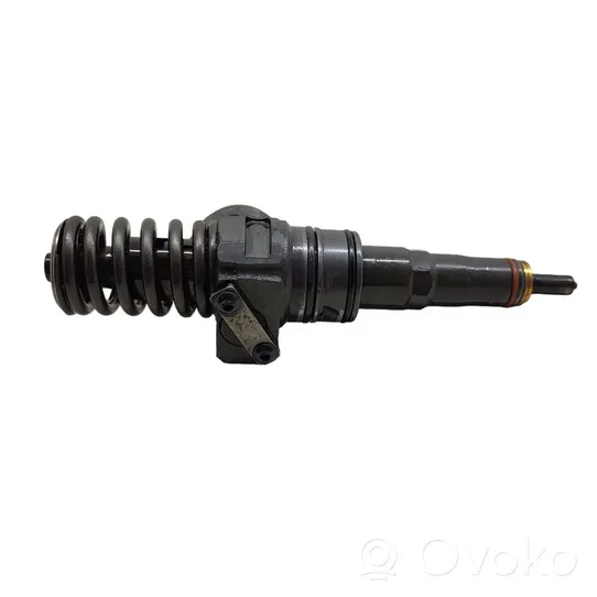 Skoda Fabia Mk2 (5J) Injecteur de carburant 038130073BP