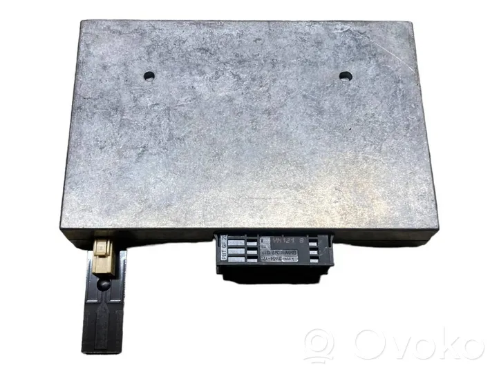 Audi A4 S4 B7 8E 8H Bluetoothin ohjainlaite/moduuli 8P0862335Q