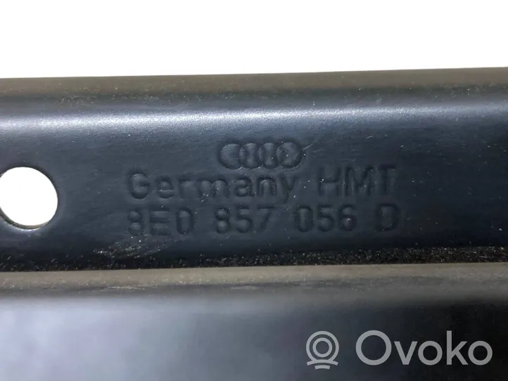 Audi A4 S4 B7 8E 8H Mascherina unità principale autoradio/GPS 8E0858005F