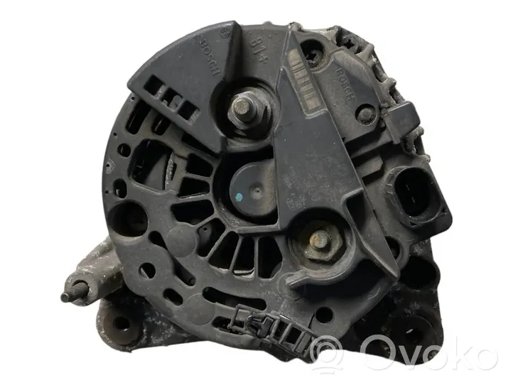 Volkswagen PASSAT B5.5 Generatore/alternatore 028903029B