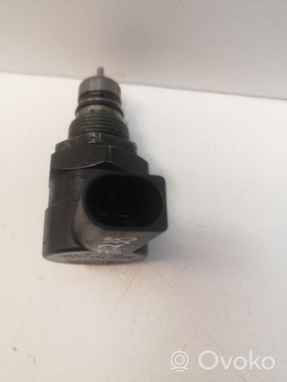 Mercedes-Benz E W211 Sensore di pressione del carburante A6110780449