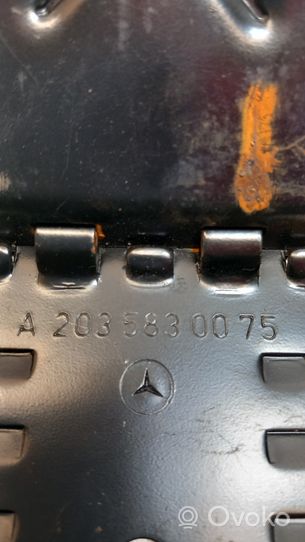 Mercedes-Benz S W221 Inne części karoserii A2035830075