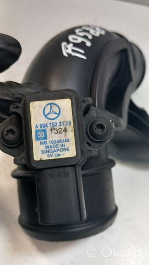 Mercedes-Benz ML W163 Parte del condotto di aspirazione dell'aria A1635011124