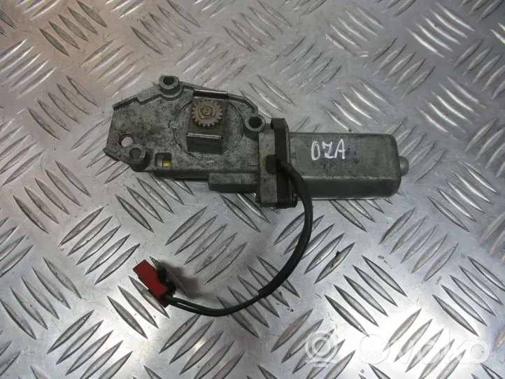 Opel Zafira A Sunroof motor/actuator 410002A