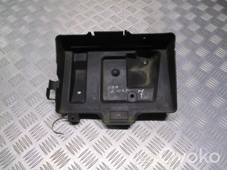 Opel Zafira A Support boîte de batterie 