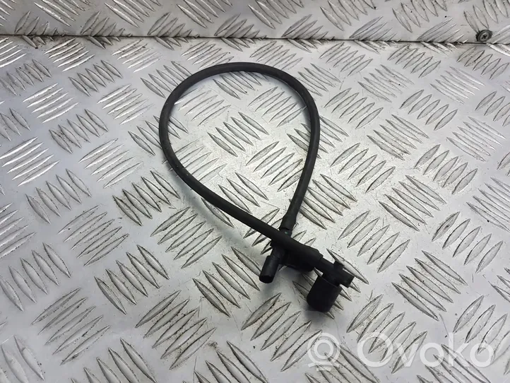 Opel Zafira B Windshield washer spray nozzle 