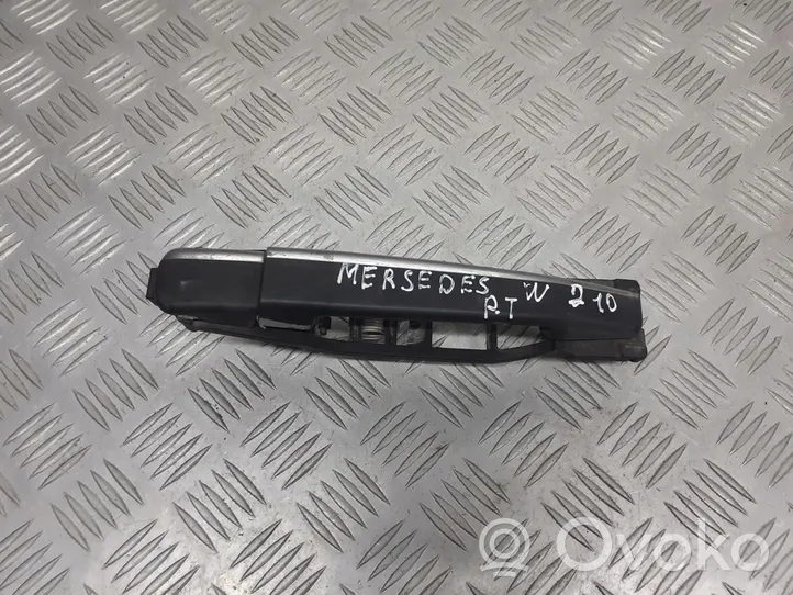 Mercedes-Benz E W210 Rivestimento della maniglia interna per portiera posteriore 