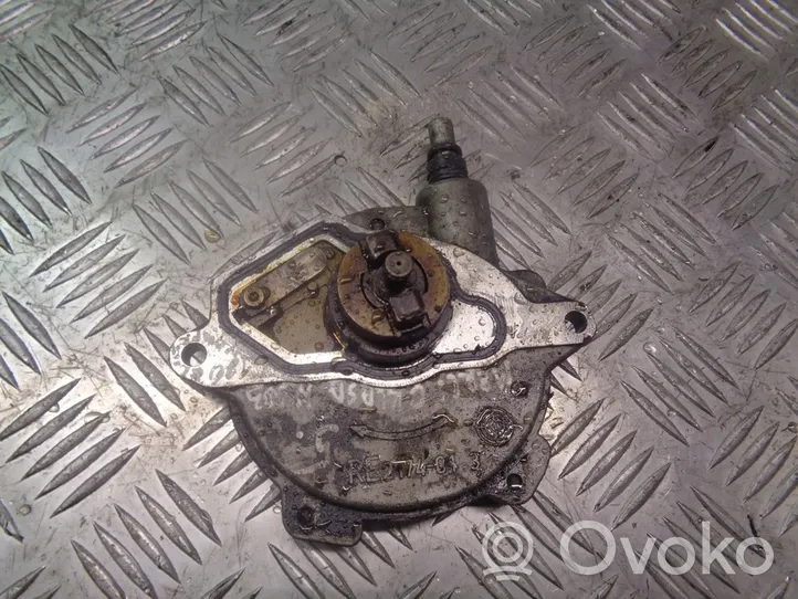 Mercedes-Benz C W203 Pompe à vide A2712300465