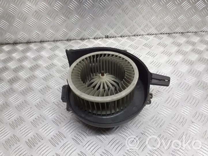 Skoda Fabia Mk1 (6Y) Ventola riscaldamento/ventilatore abitacolo 6Q1819015C