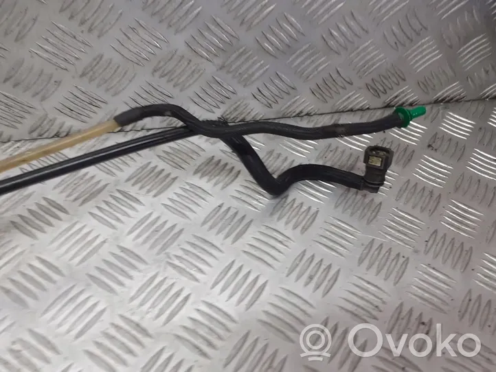 Mazda 2 Tuyau d'alimentation conduite de carburant 96356