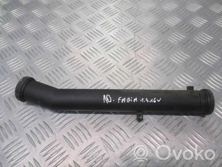 Skoda Fabia Mk1 (6Y) Engine coolant pipe/hose 032121065F