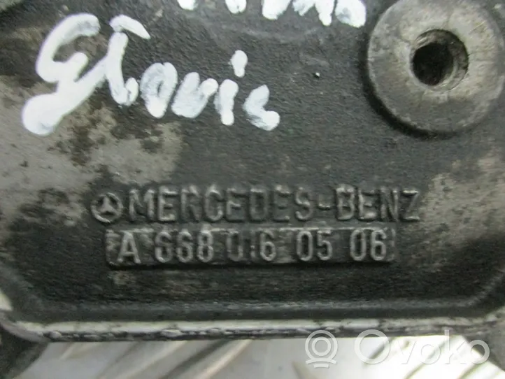 Mercedes-Benz A W168 Autre pièce de culasse A6680160506