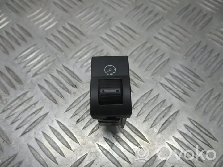 Mazda 2 Autres commutateurs / boutons / leviers 