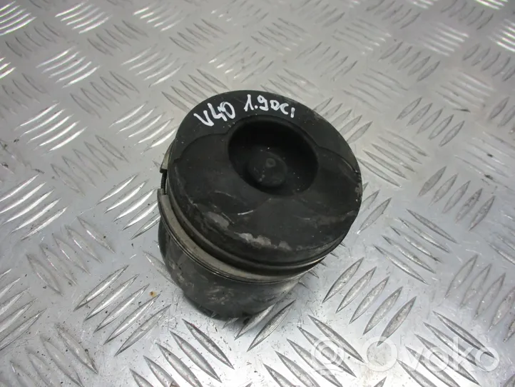 Volvo S40, V40 Piston 