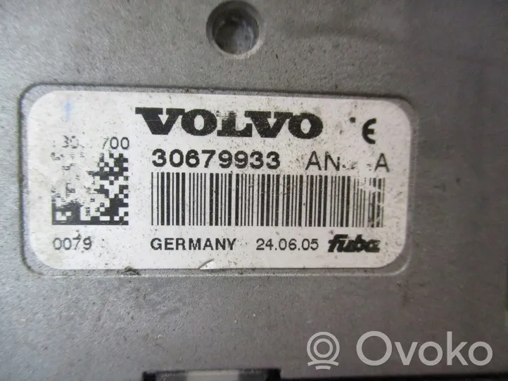 Volvo V50 Antena radiowa 30679933