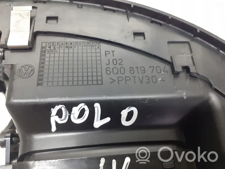 Volkswagen Polo IV 9N3 Copertura griglia di ventilazione cruscotto 6Q0819704