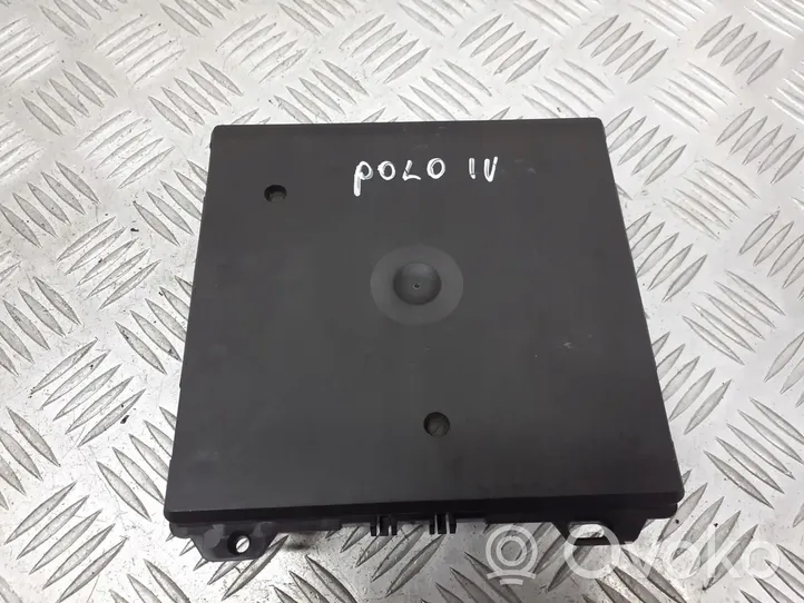 Volkswagen Polo IV 9N3 Modulo di controllo del corpo centrale 