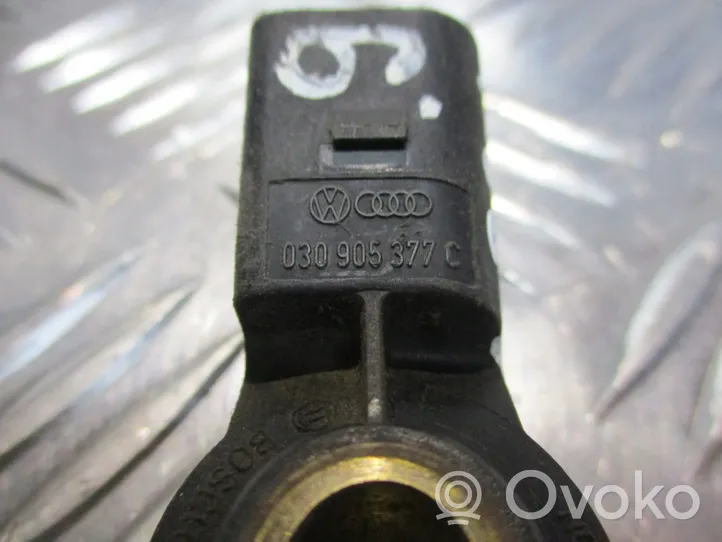 Audi A3 S3 8P Sensor de petardeo del motor 030905377C