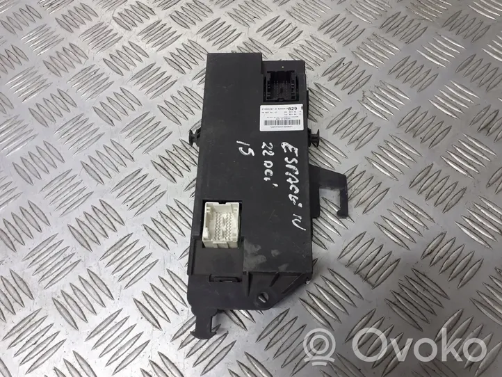 Renault Espace IV Sterownik / Moduł komfortu 8200414829