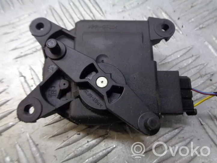 Opel Corsa C Central body control module 6NN008298