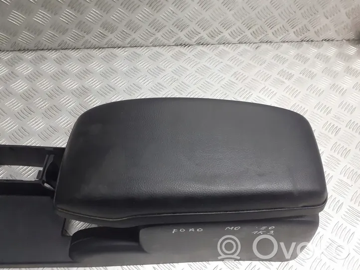 Ford Mondeo Mk III Center console 