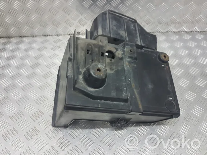 Ford C-MAX I Vassoio scatola della batteria 