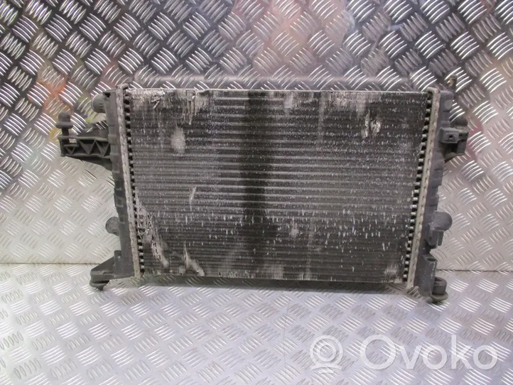 Opel Tigra B Coolant radiator 