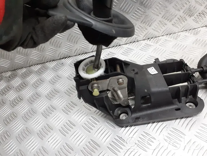 Citroen C4 I Gear selector/shifter in gearbox 9685816980