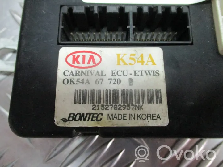 KIA Carnival Remplacement moteur OK54A67720