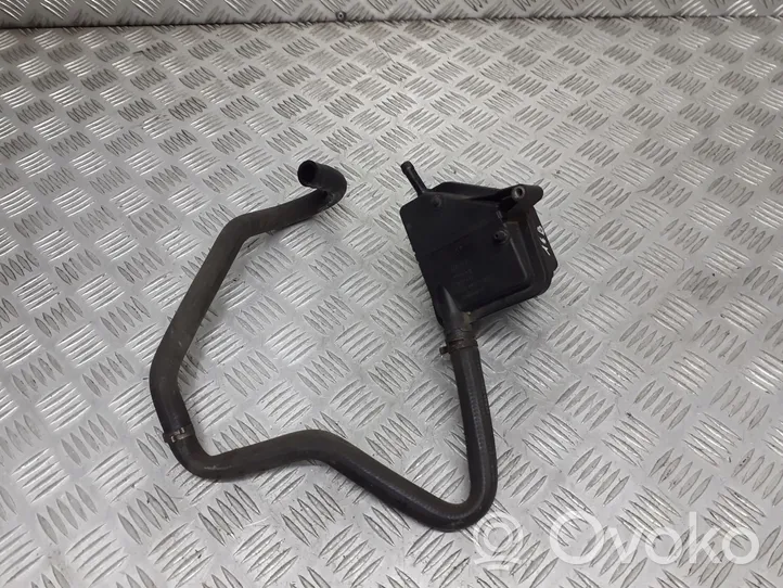 Seat Cordoba (6K) Zbiornik płynu wspomagania układu kierowniczego 1J0422371C