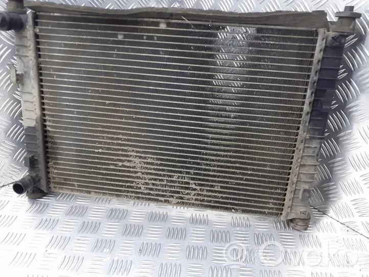 Ford Fiesta Radiateur de refroidissement 