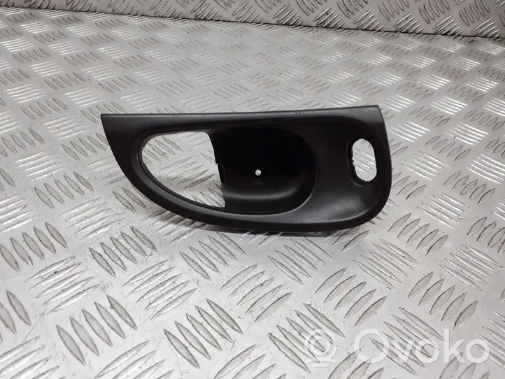 Ford Focus Rivestimento per maniglia portiera posteriore 