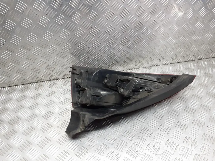 Renault Megane II Lampa oświetlenia tylnej tablicy rejestracyjnej 8200073238