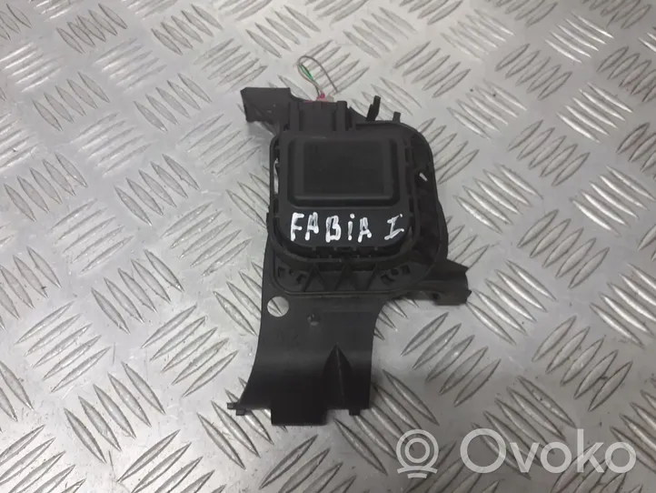 Skoda Fabia Mk1 (6Y) Sterownik / Moduł komfortu 0132801200