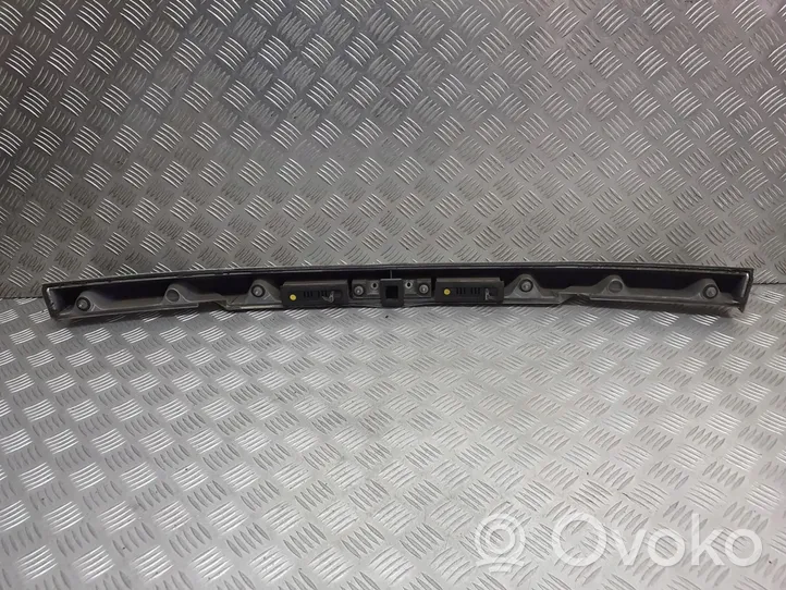 Opel Signum Spoiler tylnej szyby klapy bagażnika 464192822