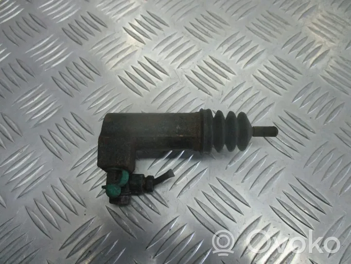 Hyundai i30 Clutch slave cylinder 